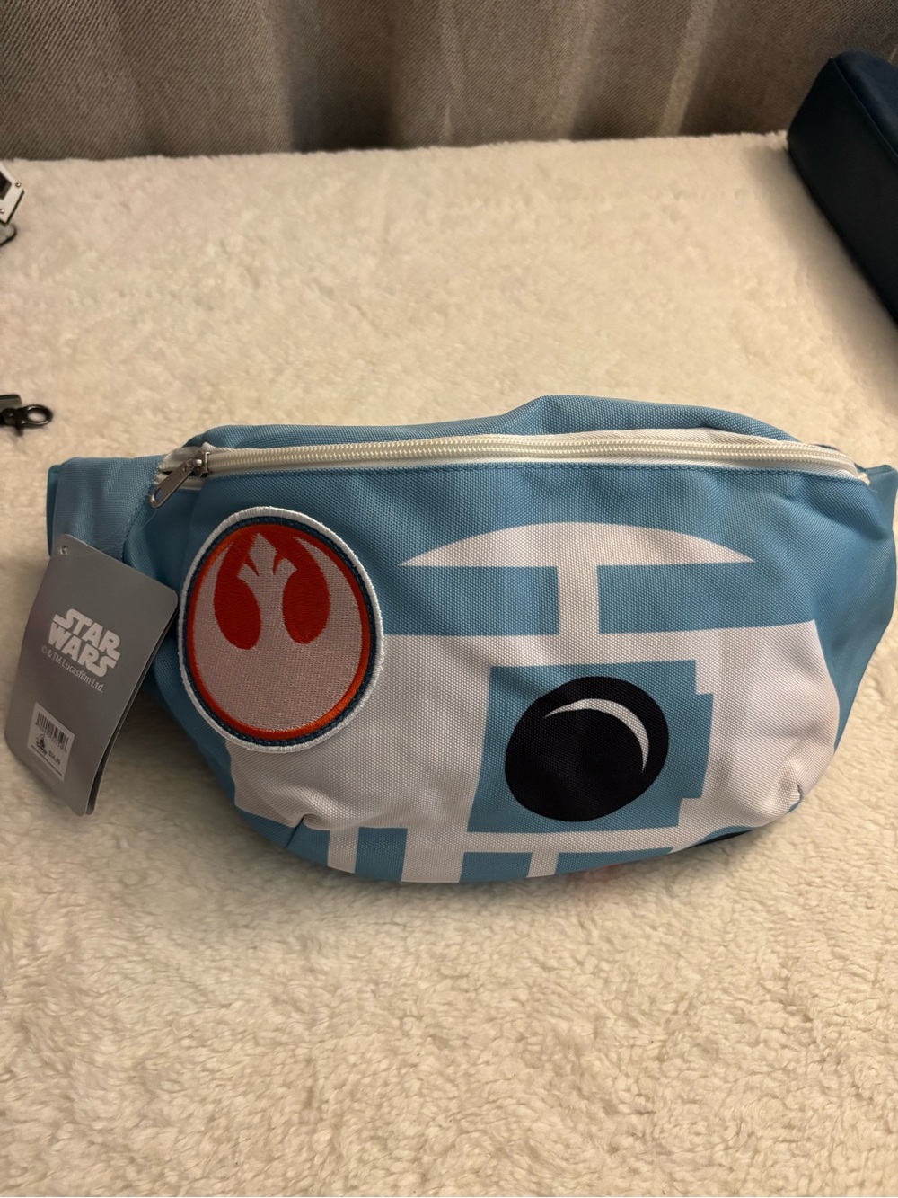 Star Wars R2-D2 Waist Bag - Picture 5 of 8